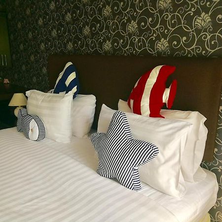 Only Blue Hotel Patong 외부 사진