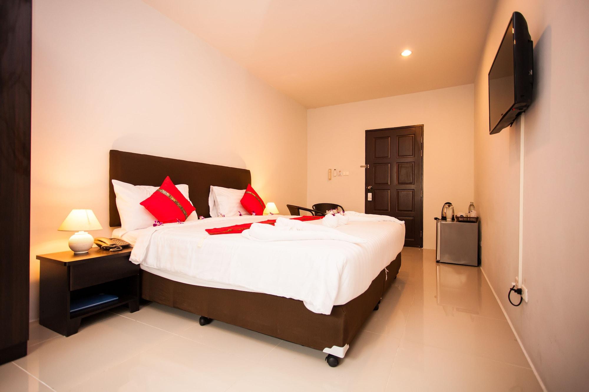 Only Blue Hotel Patong 외부 사진