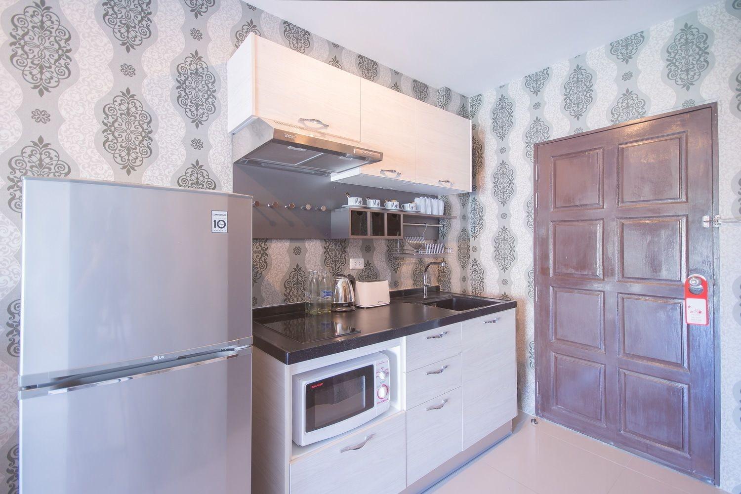 Only Blue Hotel Patong 외부 사진