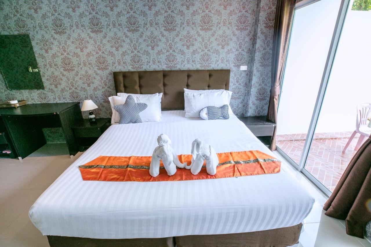 Only Blue Hotel Patong 외부 사진