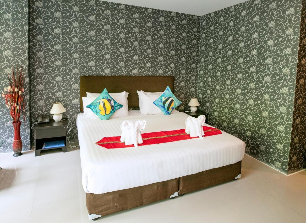 Only Blue Hotel Patong 외부 사진