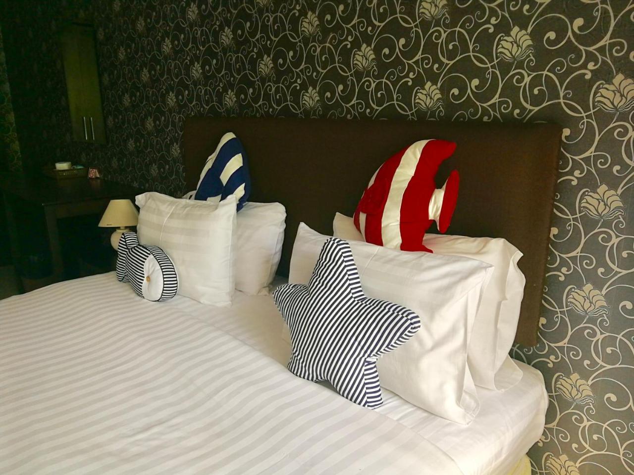 Only Blue Hotel Patong 외부 사진